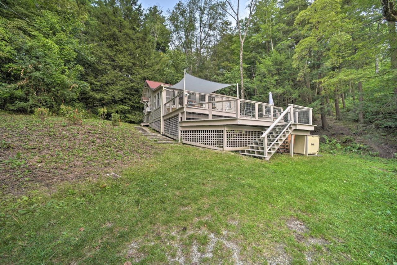 Cozy Stockbridge Cabin - Walk To Beach And Lake! Vila Exterior foto